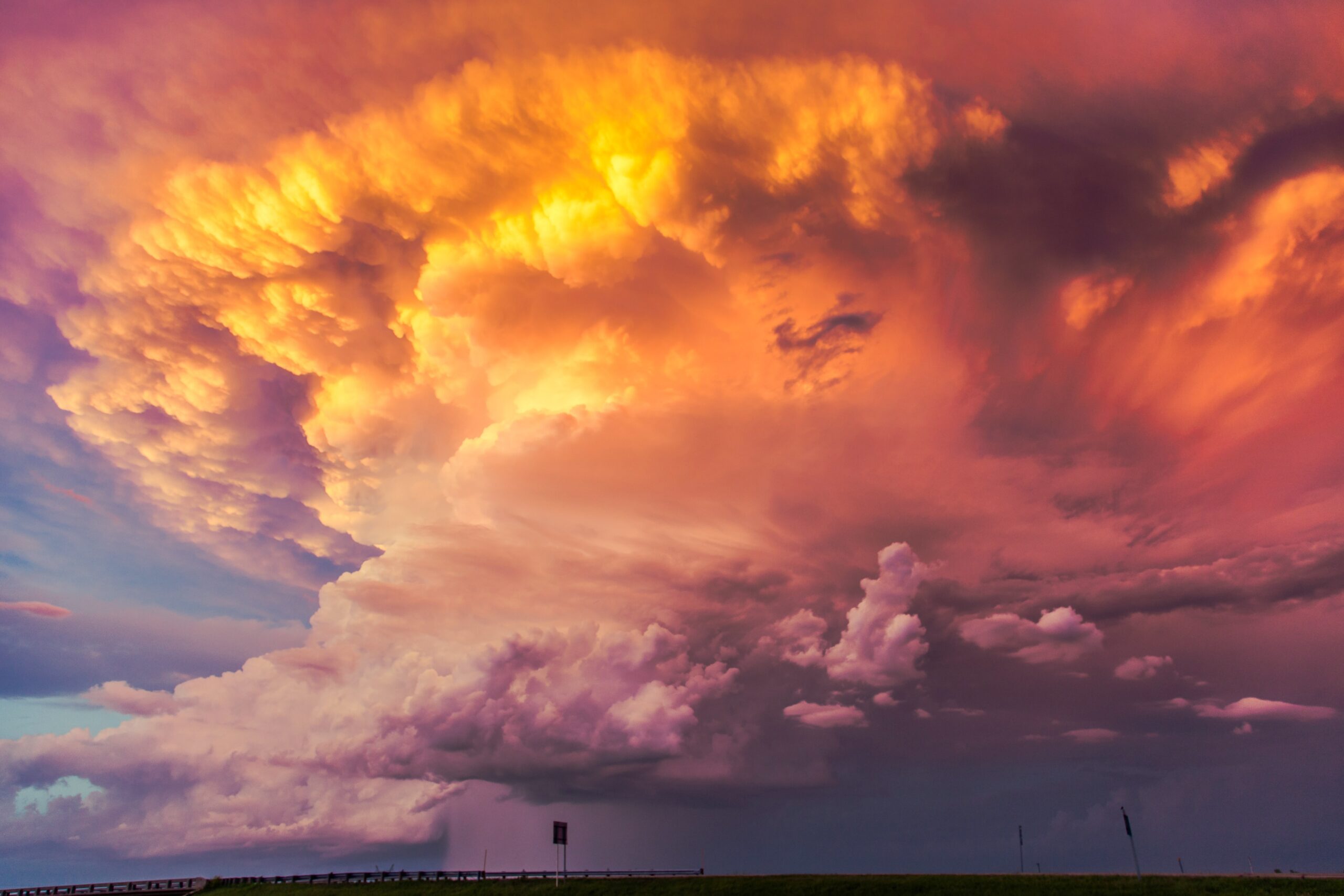 A photograph of a supercell thunderstorm