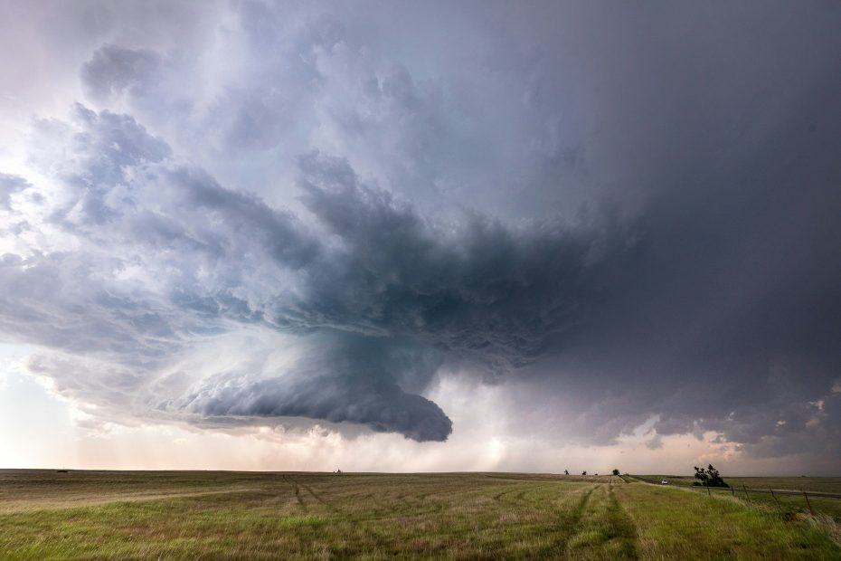 Wall Cloud in Oklahoma - Photo by Raychel Sanner via Unsplash